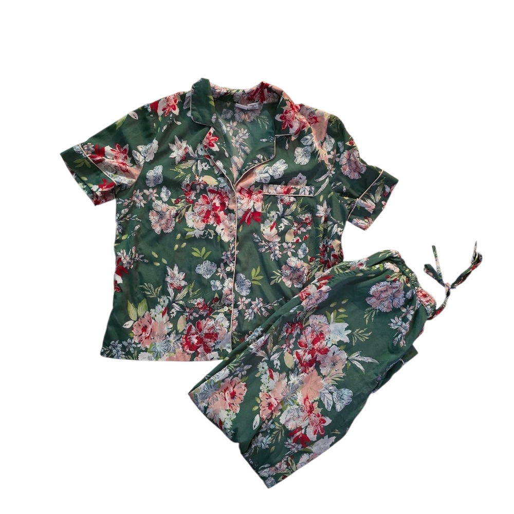 Cupcakes & Cashmere Floral Pajamas Set - Green and Pink Size M